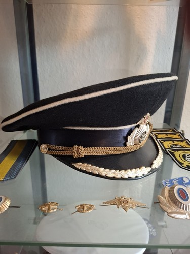 Schirmmütze der russischen